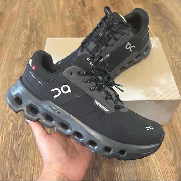 On Running Shoes - ON CLOUDRUNNER waterproof black lace up shoes sneakers women’s 7 new in box